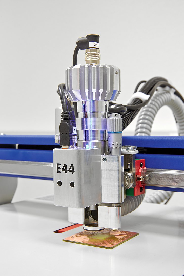 The entry-level model -- LPKF ProtoMat E44 The entry-level model -- LPKF ProtoMat E44