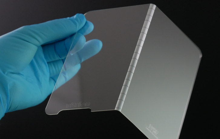 Foldable glass display, manufactured with LIDE technology Foldable glass display, manufactured with LIDE technology